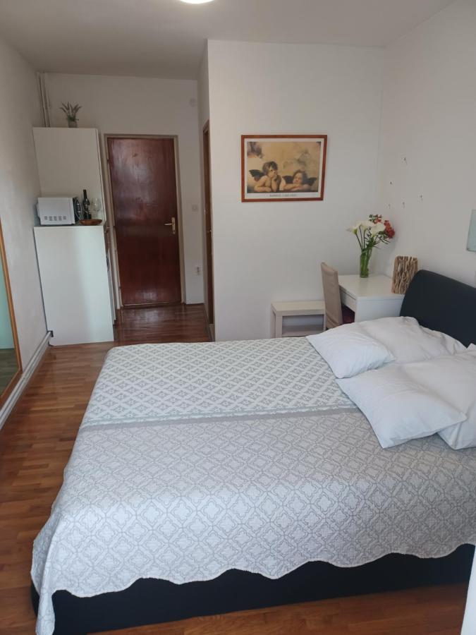 Rooms & Apartments Dolac Hvar Town Exterior foto