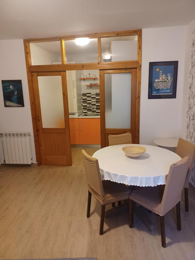 Rooms & Apartments Dolac Hvar Town Exterior foto