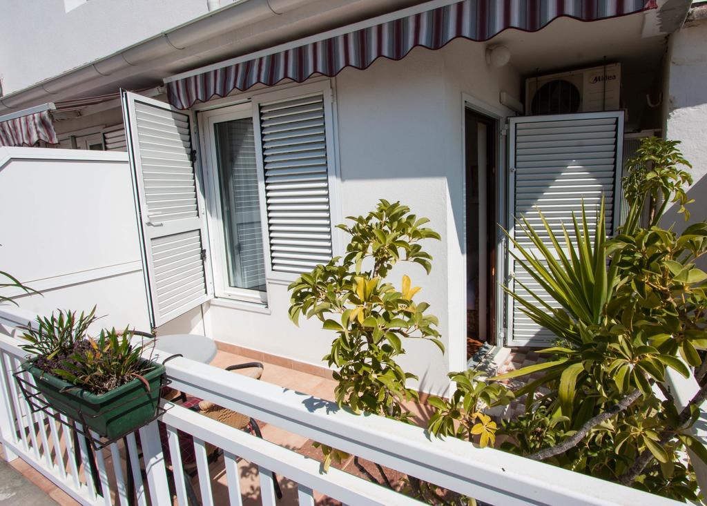 Rooms & Apartments Dolac Hvar Town Exterior foto